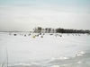 22.01.2000: Winter fishermen at the Dnipro